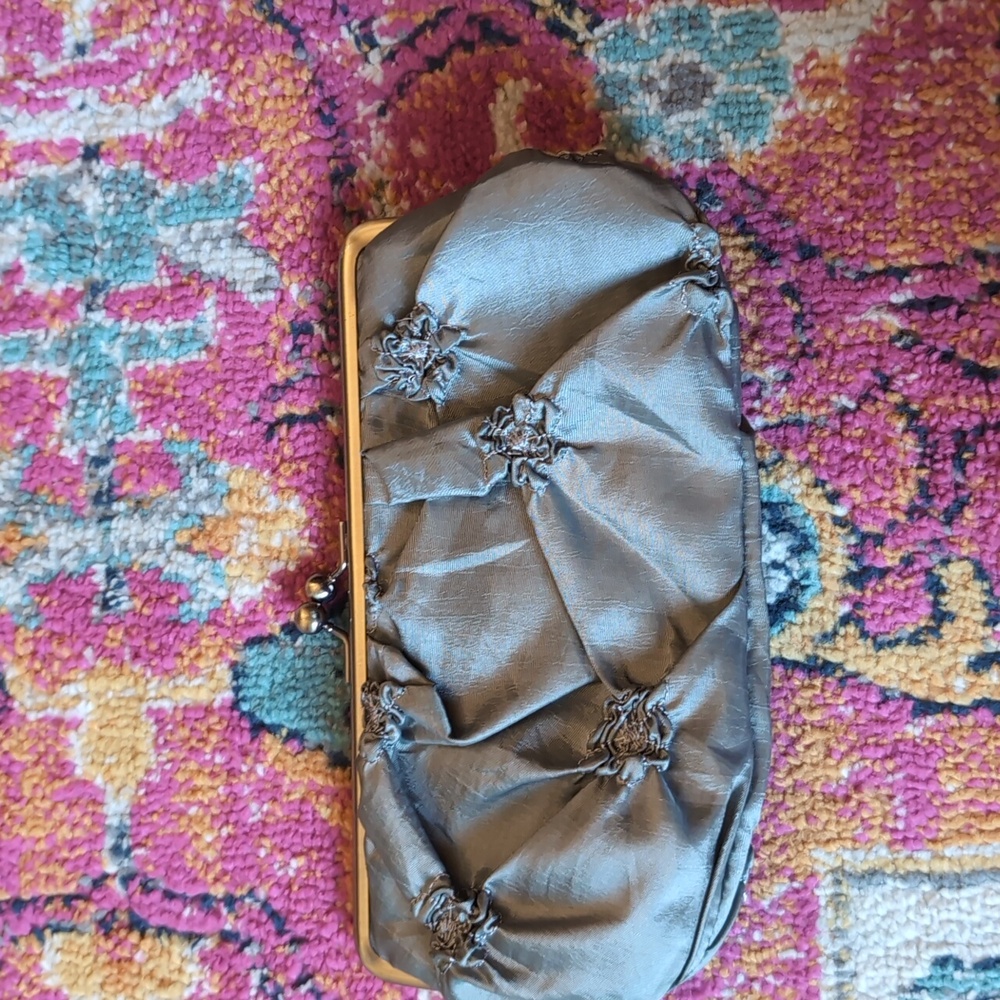Purse - Picture 3 of 3